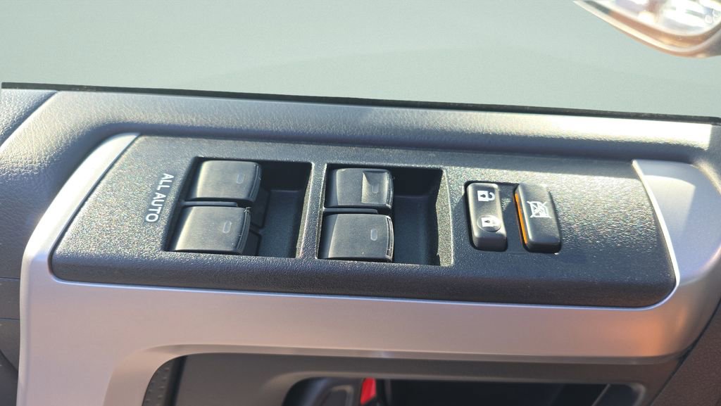 Used 2023 Toyota 4Runner SR5 Premium w/ Moonroof Package AWD/4WD image 20