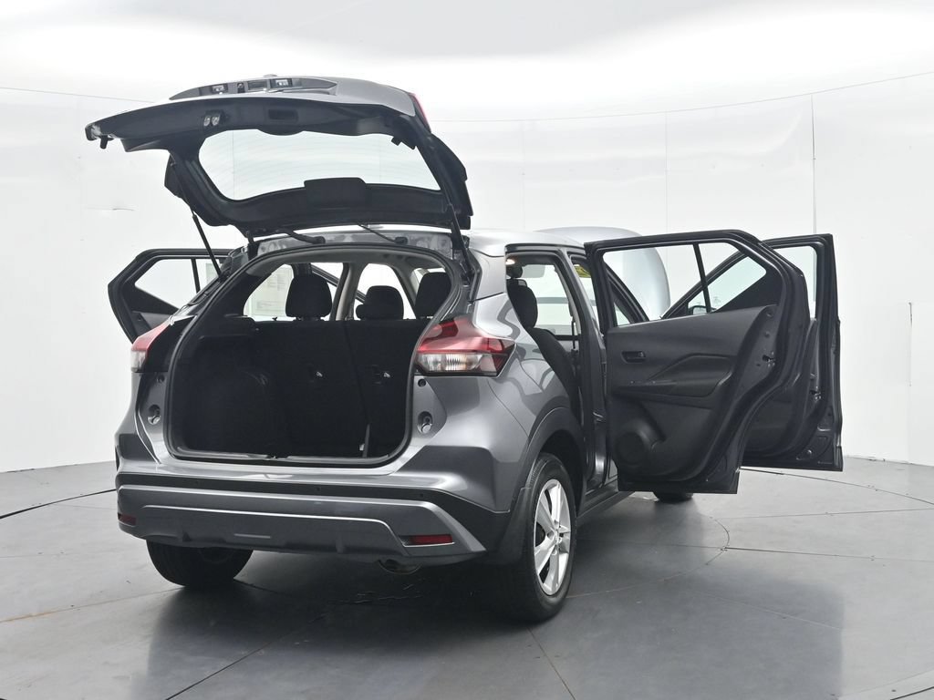 Used 2025 Nissan Kicks Play S FWD image 55