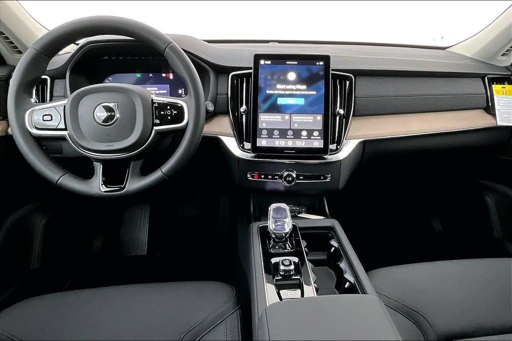 New 2026 Volvo XC90 B5 Plus AWD/4WD image 7