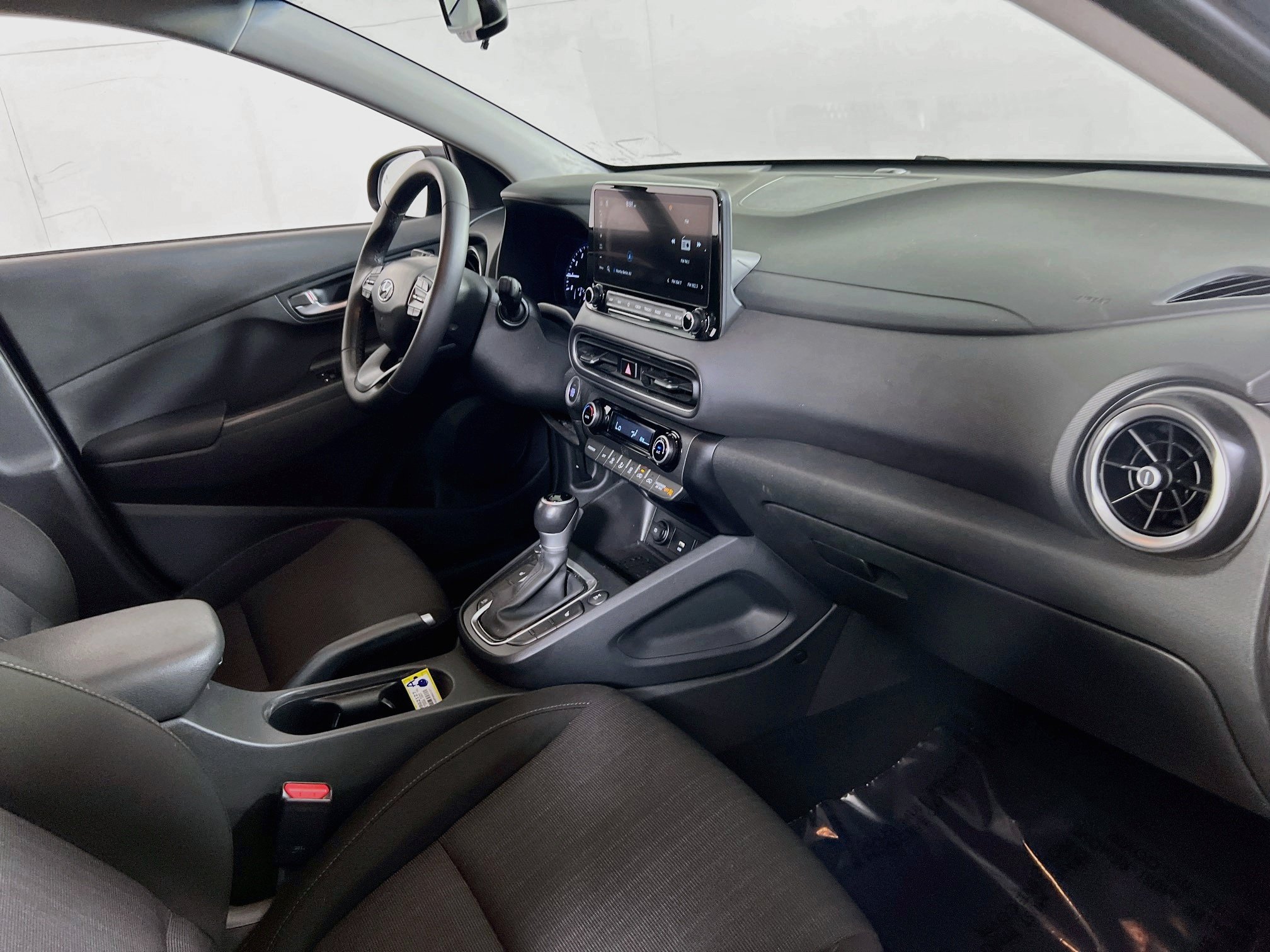 Used 2023 Hyundai Kona SEL w/ Convenience Package AWD/4WD image 28