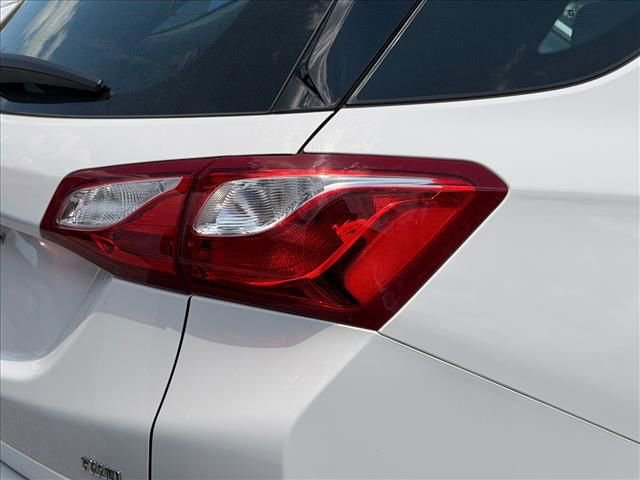 Used 2018 Chevrolet Equinox LS AWD/4WD image 17