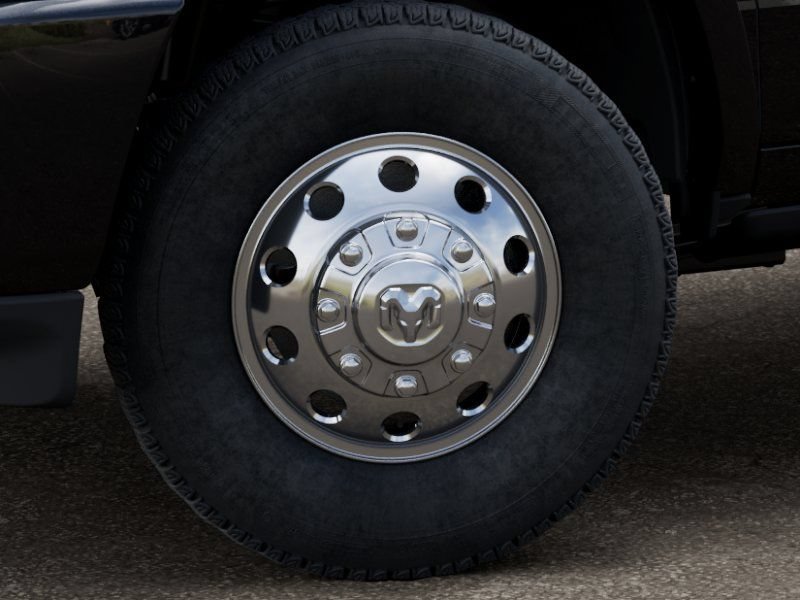 New 2026 RAM 3500 Limited AWD/4WD image 9