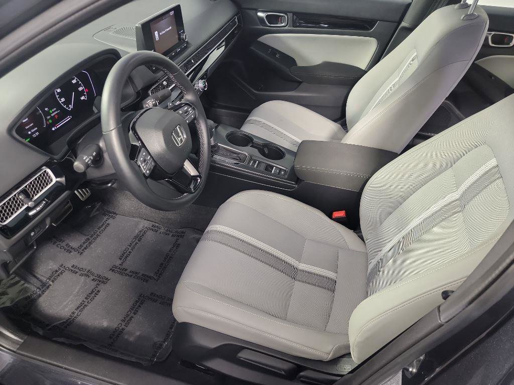 Certified 2025 Honda Civic Sport image 18