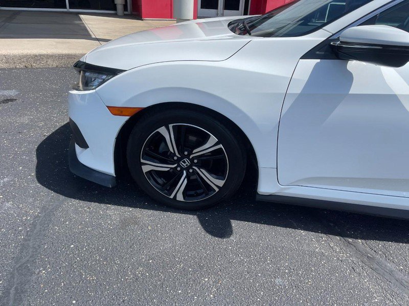 Used 2017 Honda Civic Touring image 6