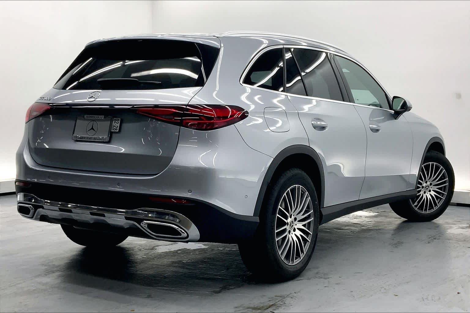 New 2026 Mercedes-Benz GLC 300 image 8