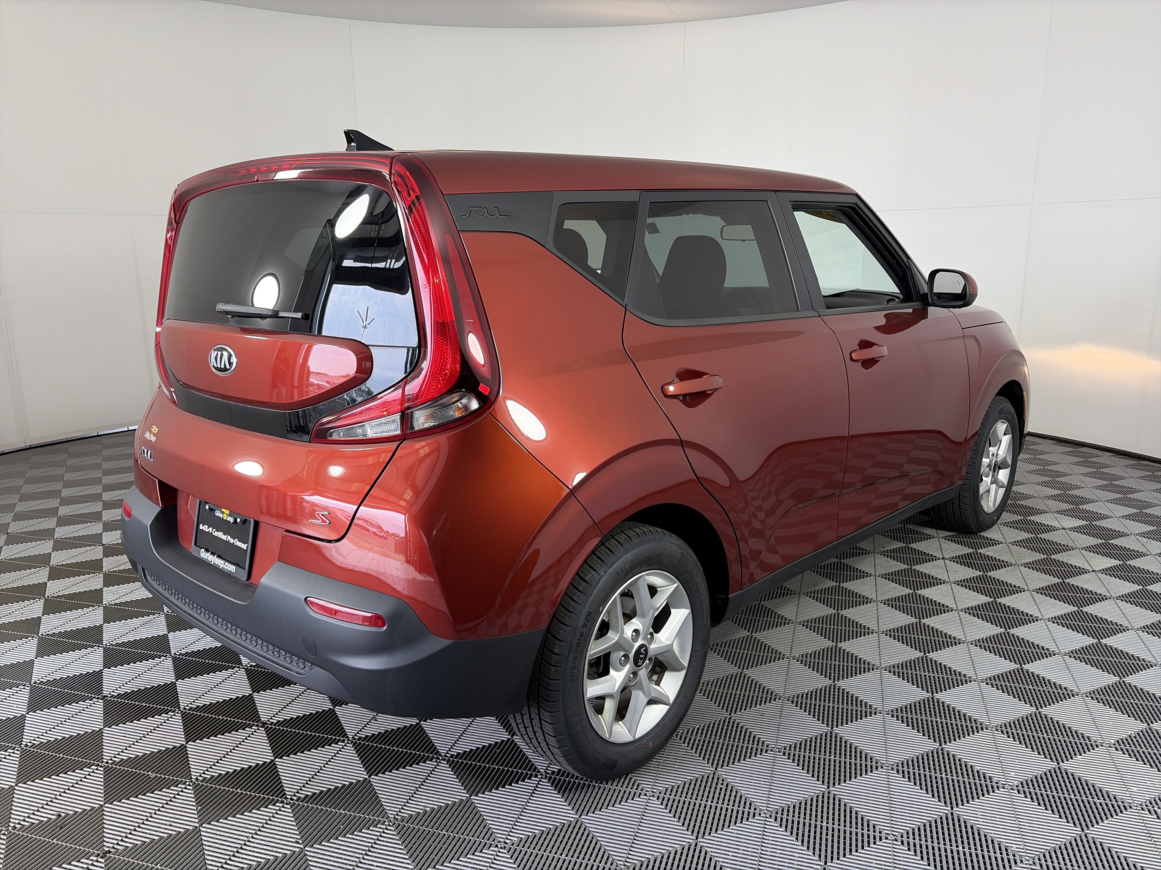 Used 2020 Kia Soul S FWD image 10
