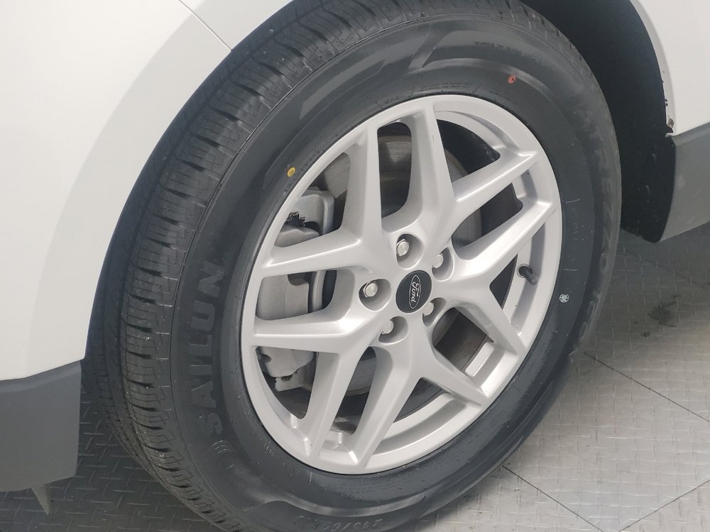 Used 2024 Ford Edge SEL image 31