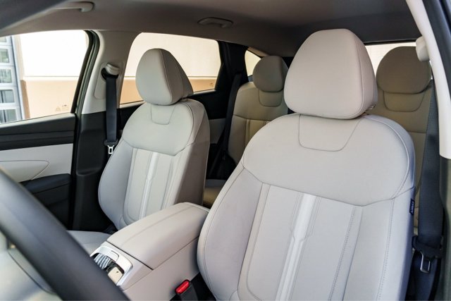 New 2026 Hyundai Tucson SEL Plus FWD image 9