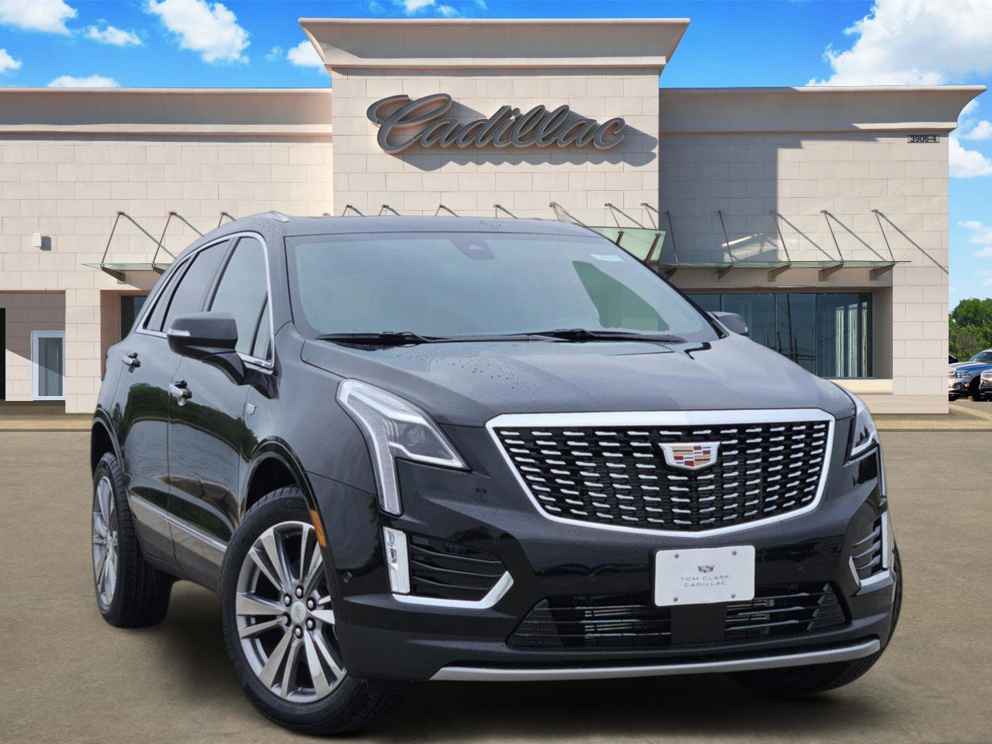 New 2026 Cadillac XT5 Premium Luxury w/ Driver Assist Package AWD/4WD image 1