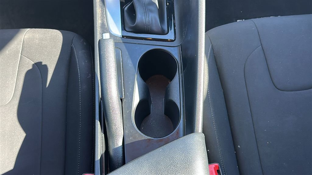 Certified 2024 Hyundai Elantra SEL image 27