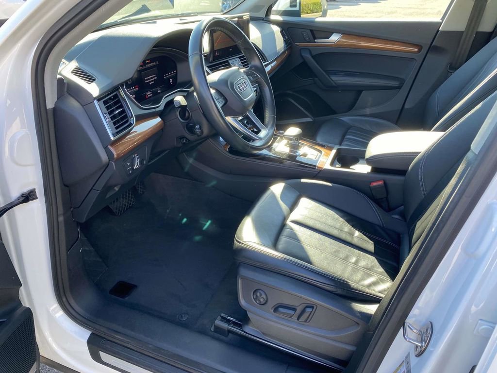 Used 2023 Audi Q5 2.0T Premium Plus image 12