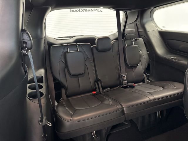 Used 2023 Chrysler Pacifica Touring-L w/ S Appearance Package image 30