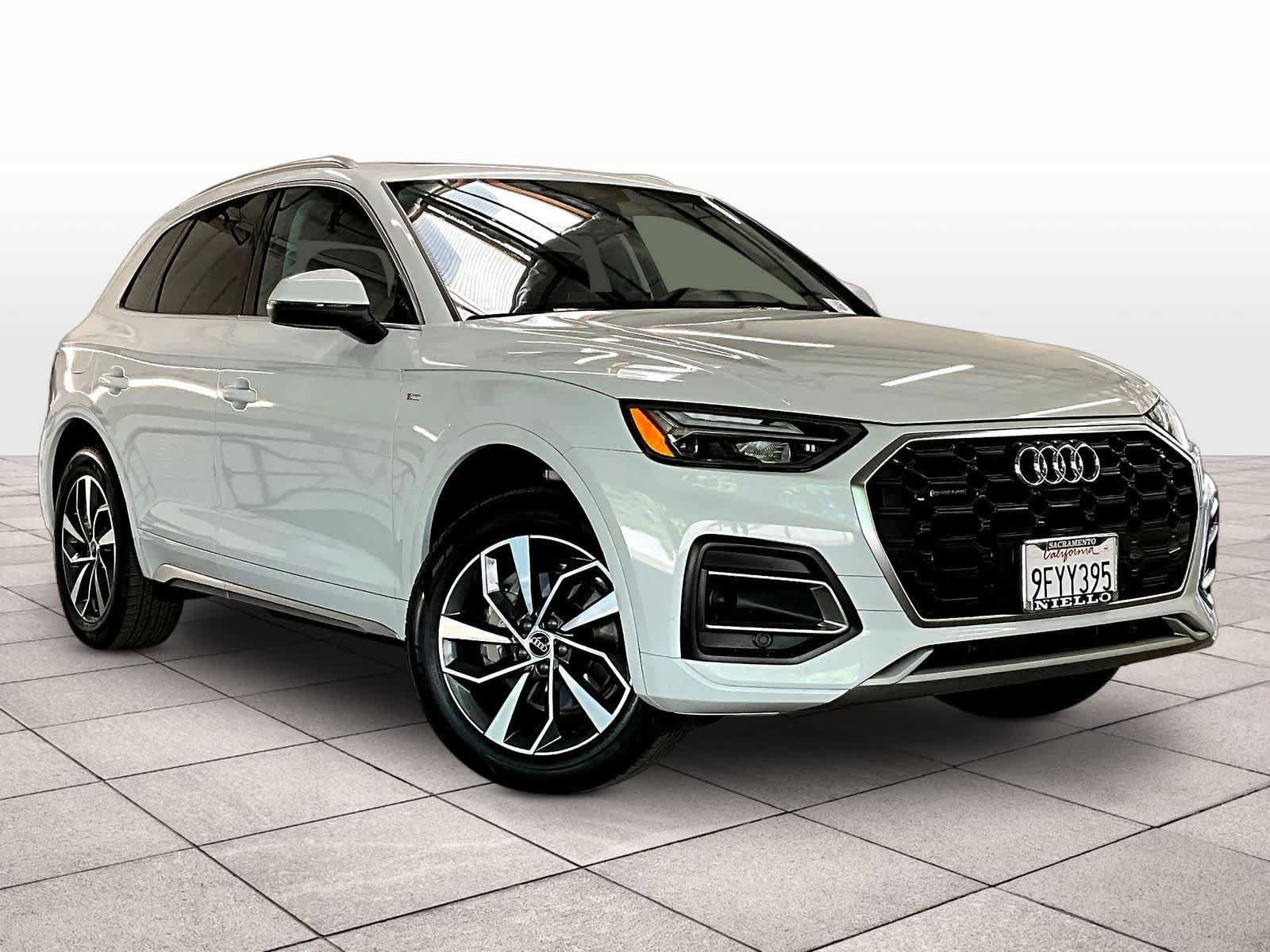 Used 2023 Audi Q5 2.0T Premium Plus w/ Premium Plus Package image 2