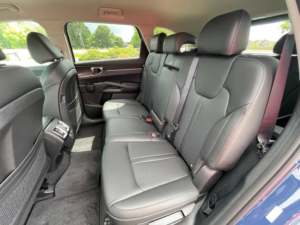 New 2026 Kia Sorento S FWD image 25