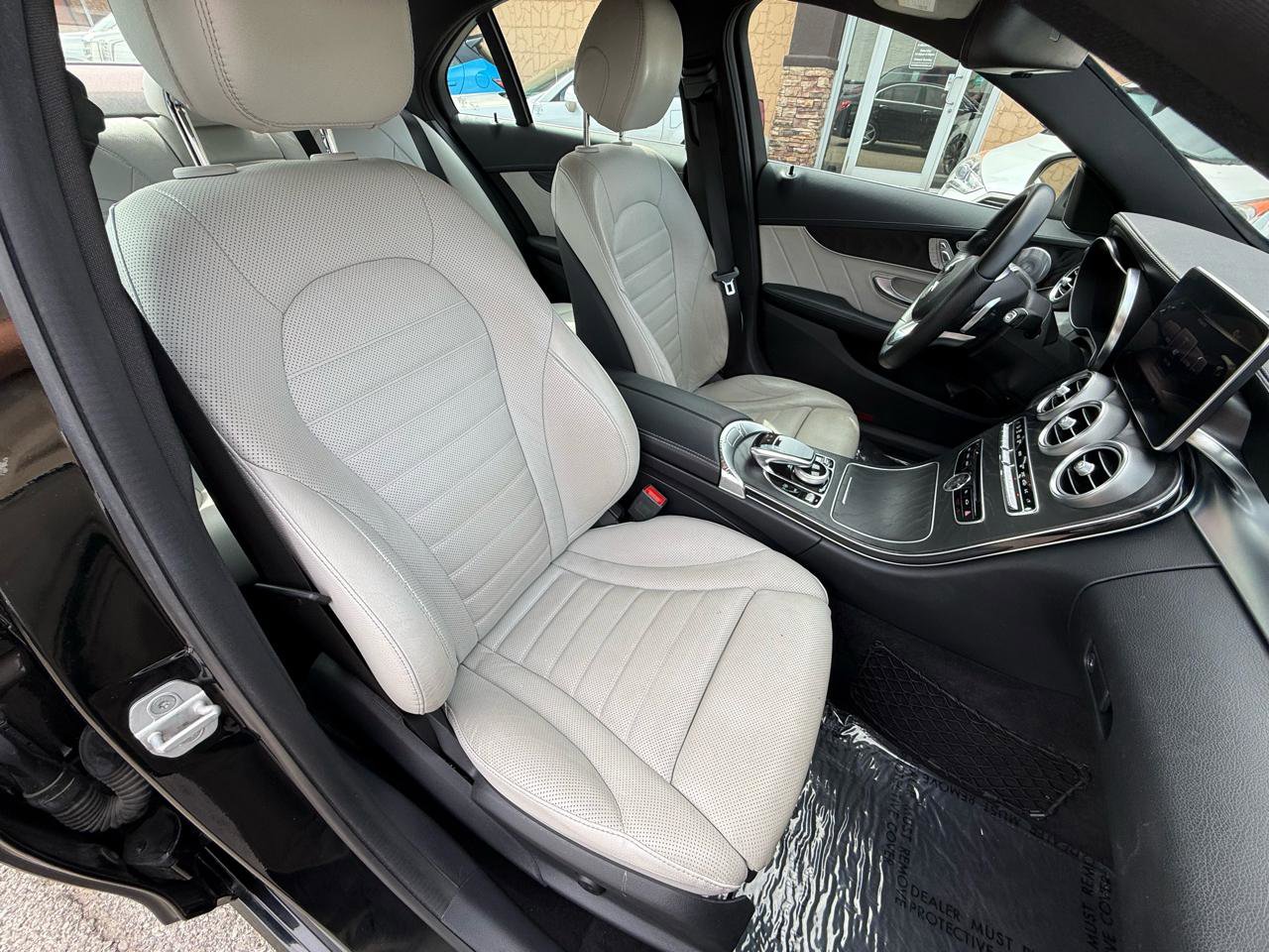 Used 2015 Mercedes-Benz C 400 4MATIC image 15