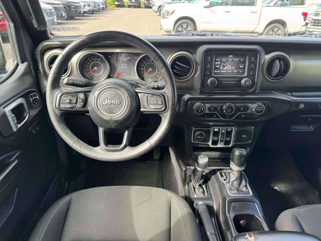 Used 2018 Jeep Wrangler Unlimited Sport S AWD/4WD image 19
