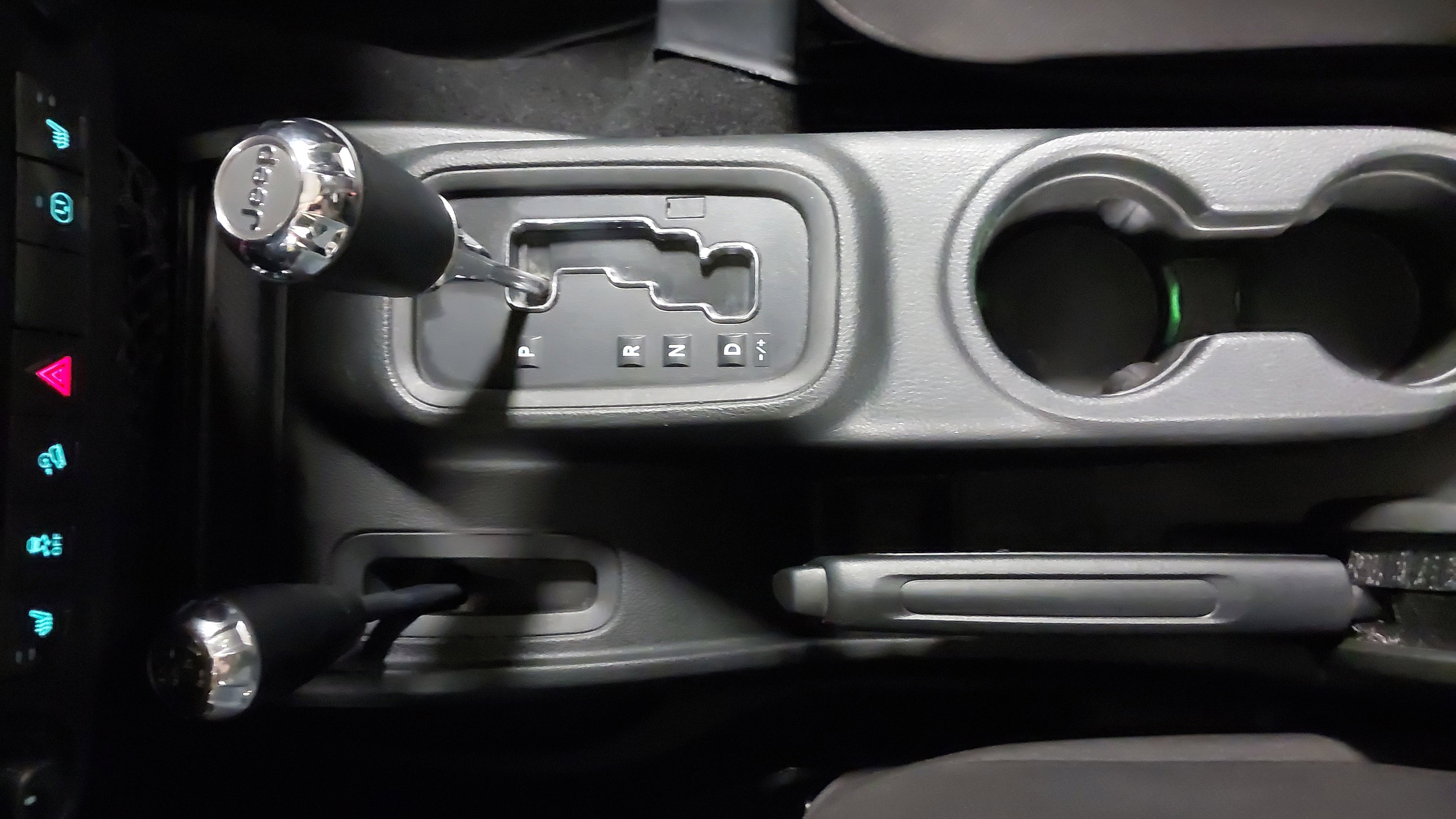 Used 2017 Jeep Wrangler Unlimited Sahara w/ Dual Top Group image 21