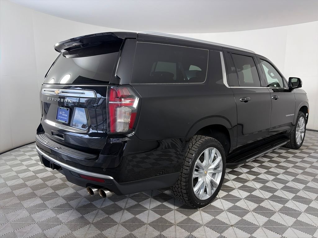 Used 2021 Chevrolet Suburban High Country AWD/4WD image 7