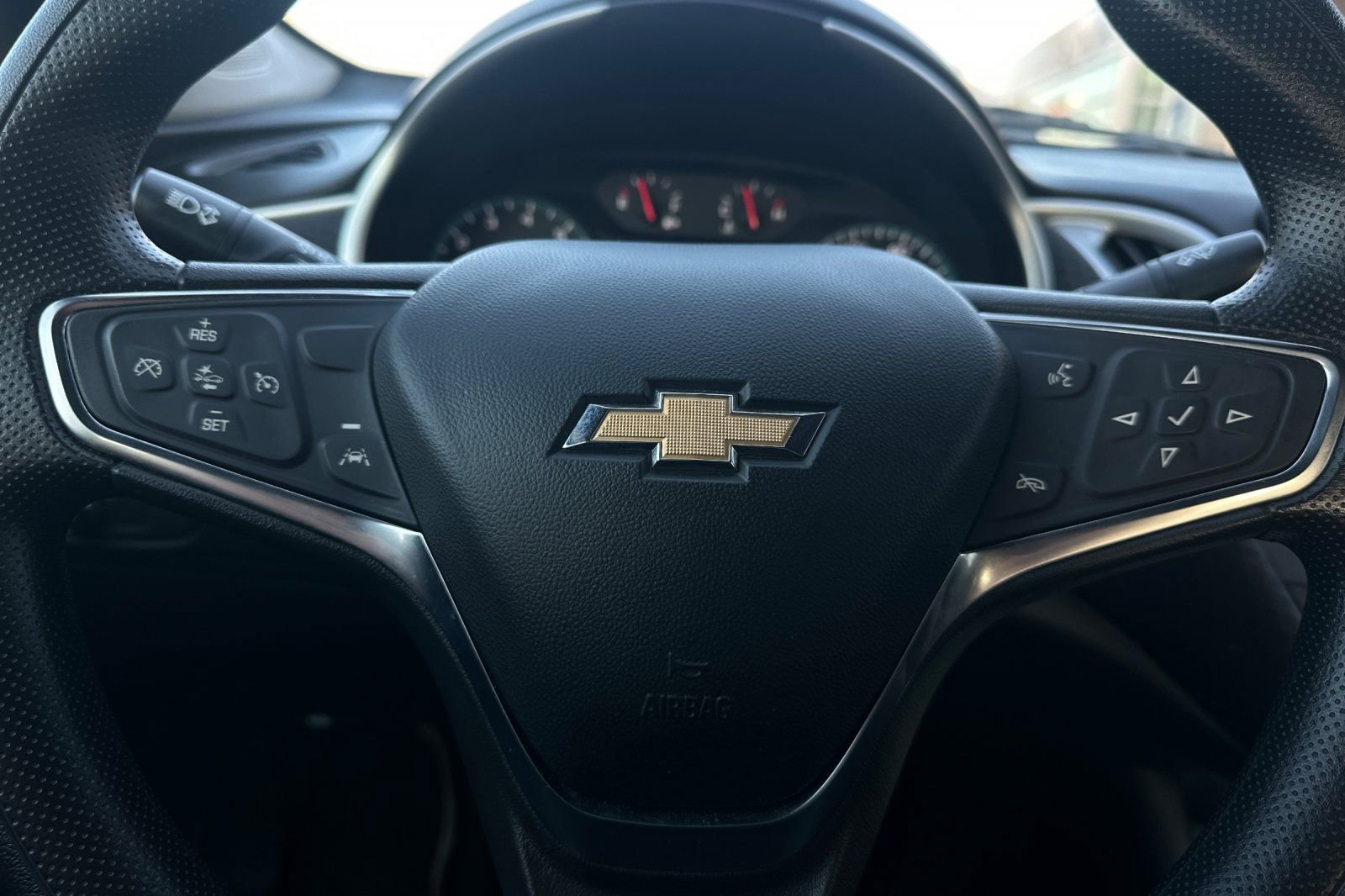 Used 2024 Chevrolet Malibu LT FWD image 25