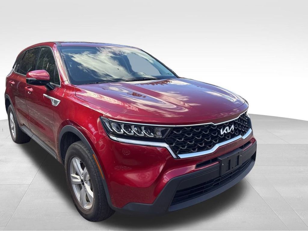 Used 2023 Kia Sorento LX image 12