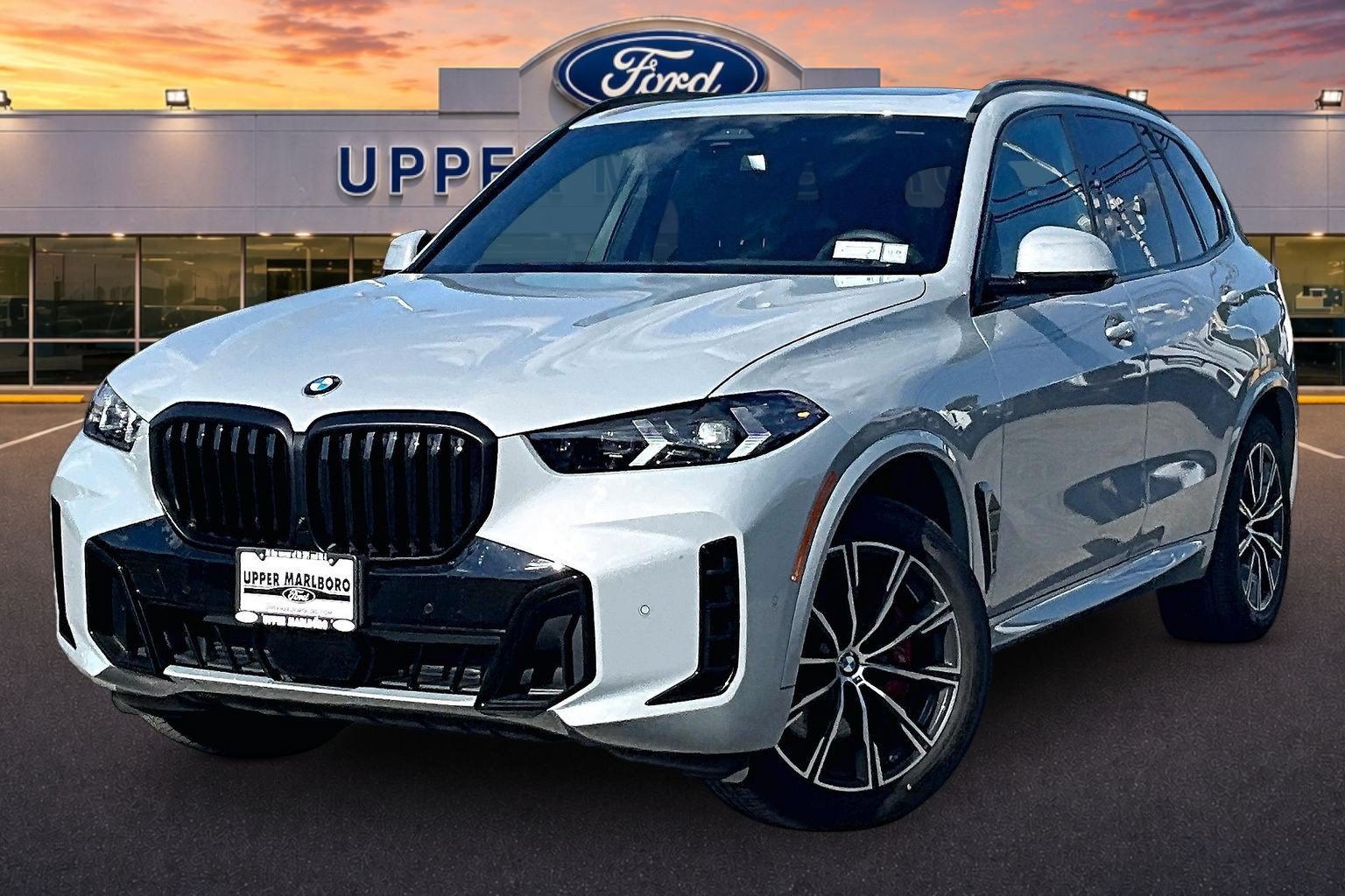 Used 2026 BMW X5 xDrive40i w/ M Sport Package AWD/4WD image 12