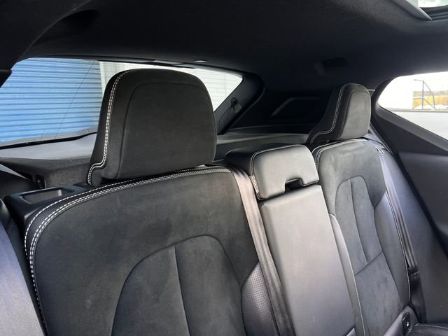 Used 2019 Volvo XC40 T4 R-Design image 30