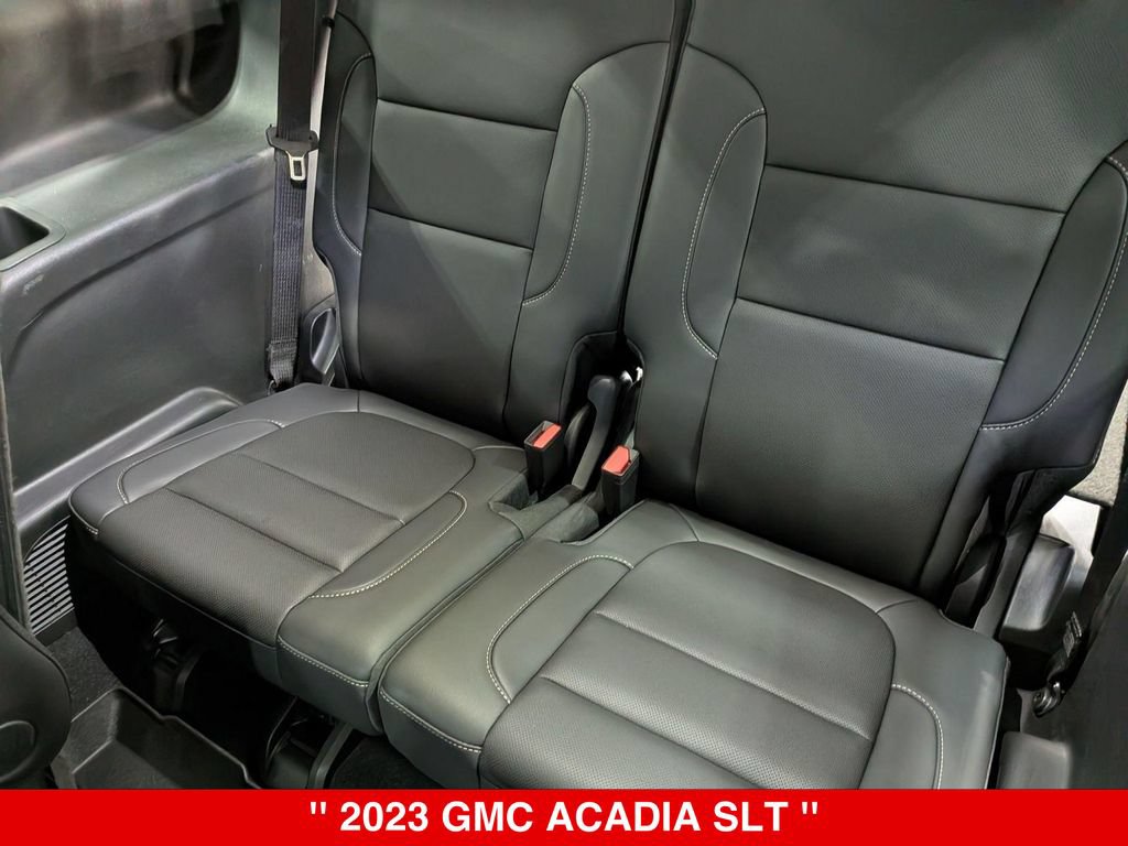 Used 2023 GMC Acadia SLT w/ Technology Package AWD/4WD image 30