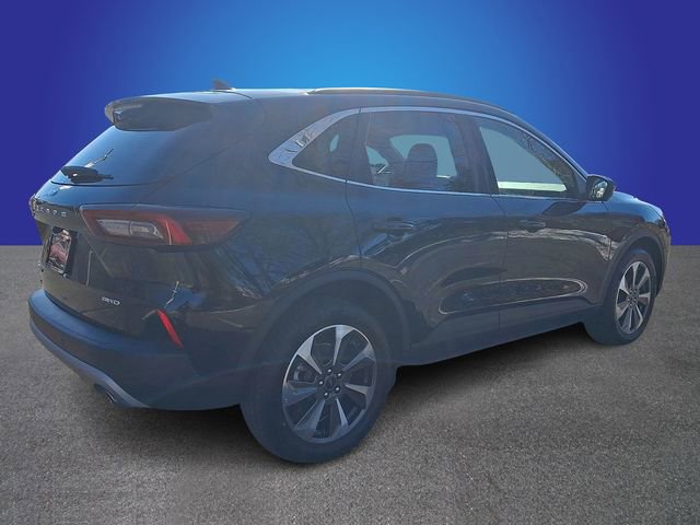 Used 2024 Ford Escape Platinum image 4