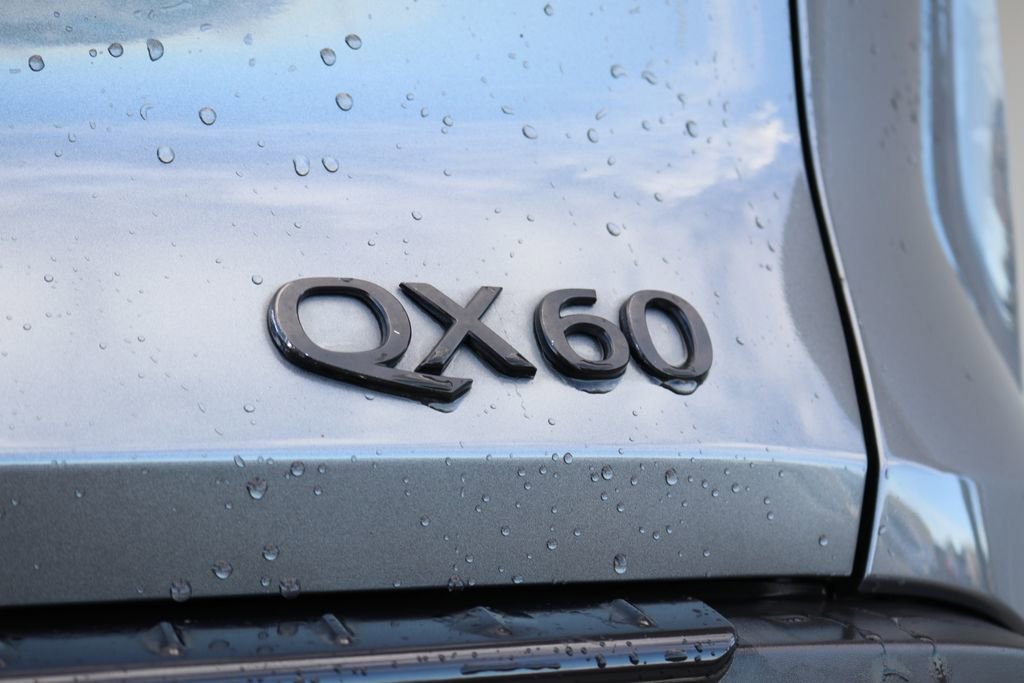 Certified 2023 INFINITI QX60 Luxe w/ Performance Audio Package image 16