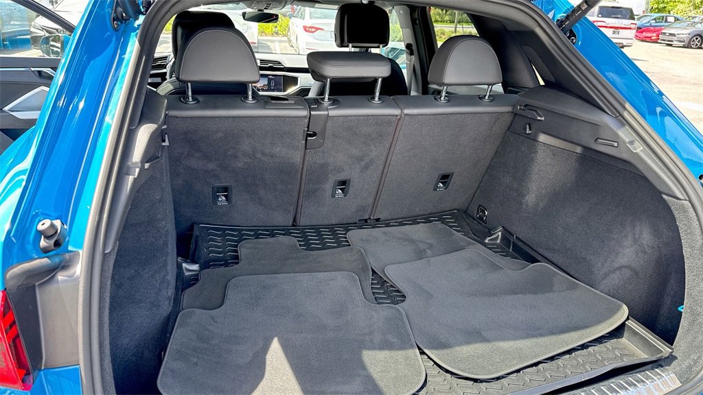 Used 2022 Audi Q3 2.0T Premium w/ Convenience Package image 59