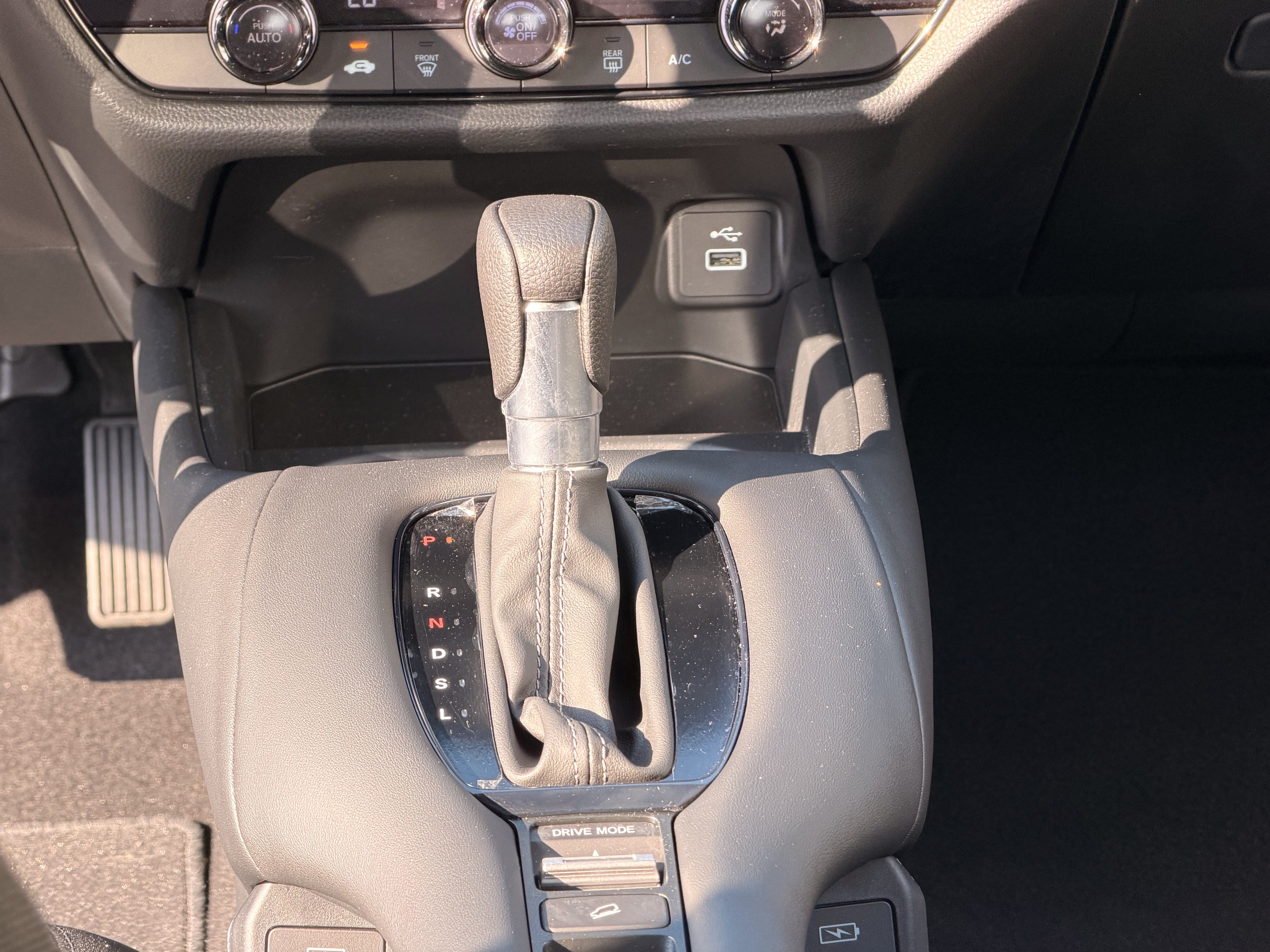 Certified 2024 Honda HR-V LX image 18