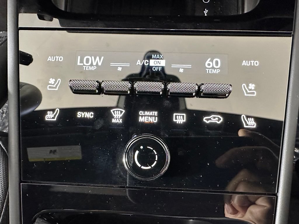 Certified 2026 Porsche Cayenne E-Hybrid AWD/4WD image 32