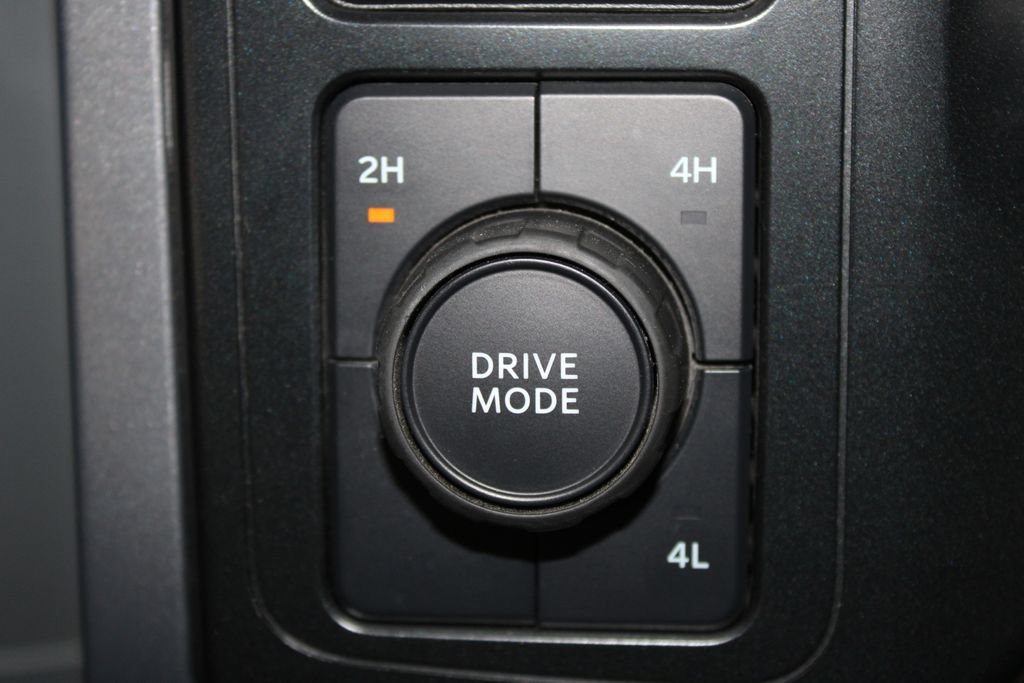 Used 2023 Ford F150 XLT AWD/4WD image 46
