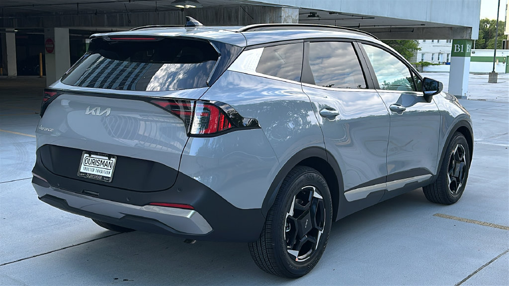 New 2026 Kia Sportage EX w/ EX Panorama Roof Package FWD image 4