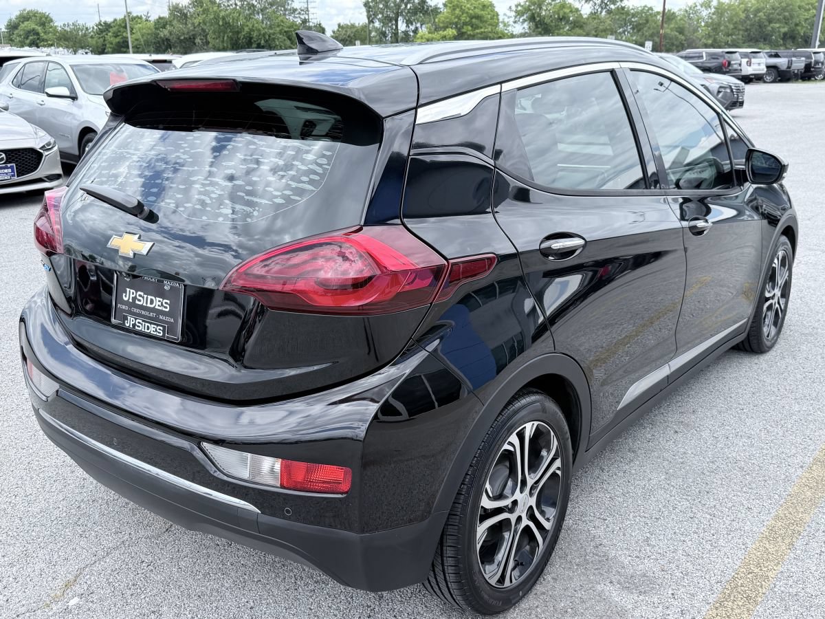 Used 2018 Chevrolet Bolt Premier w/ Driver Confidence II Package FWD image 7