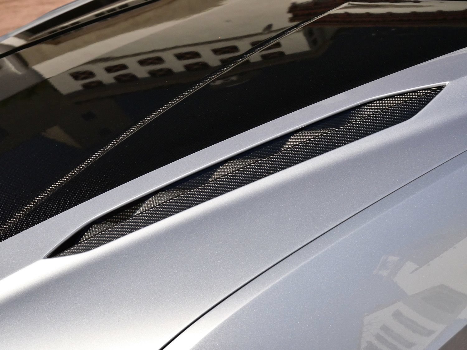 Used 2024 Lamborghini Urus Performante AWD/4WD image 28