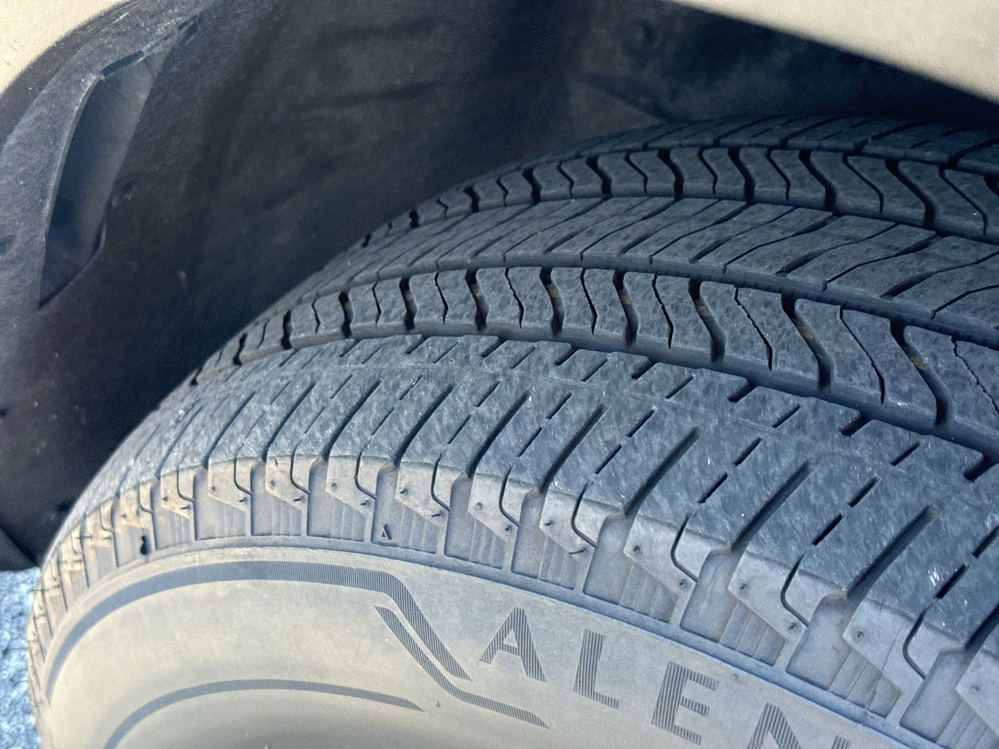 Certified 2026 Chevrolet Traverse LT AWD/4WD image 22