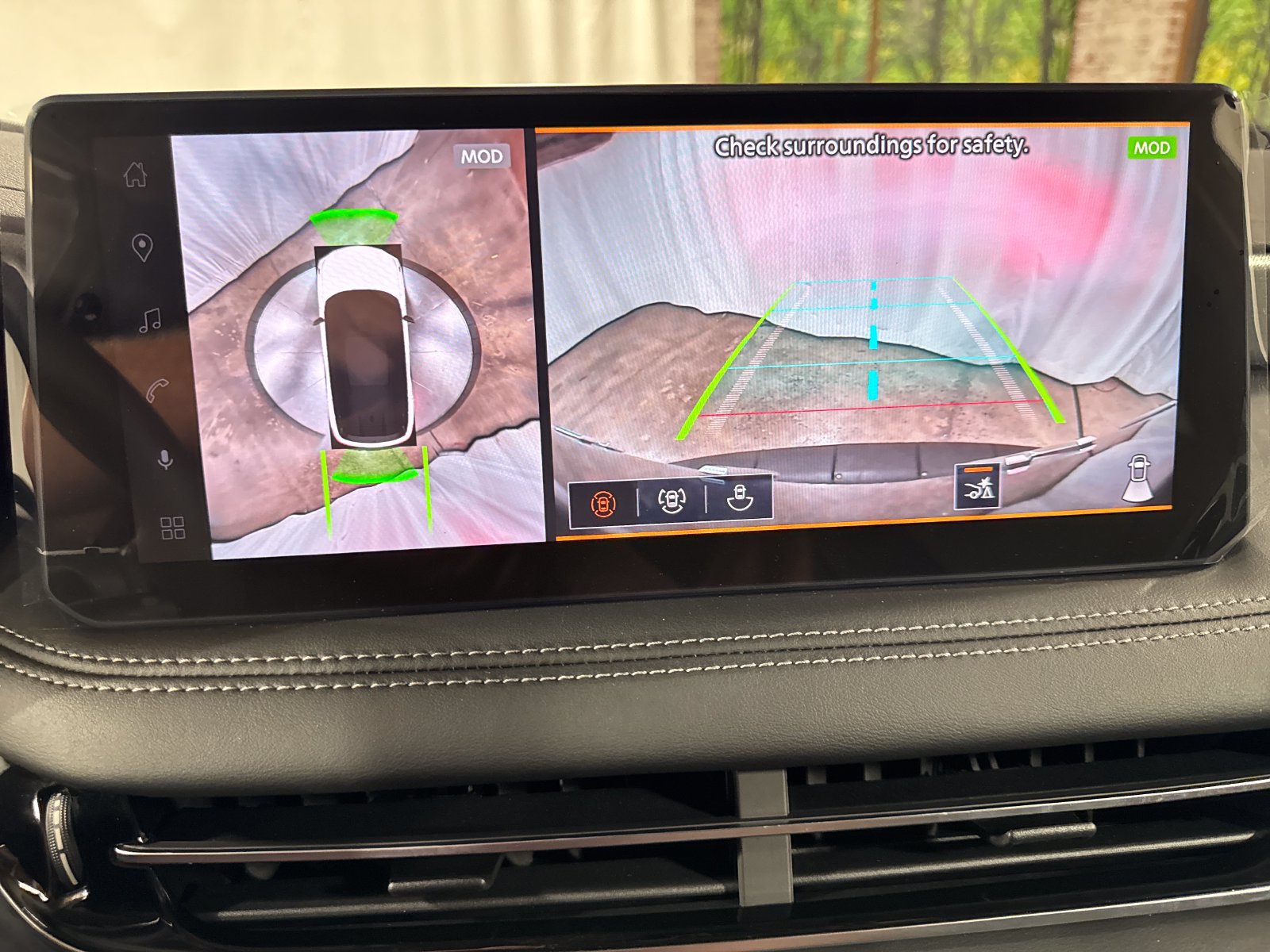 New 2027 INFINITI QX60 Luxe w/ Cargo Package AWD/4WD image 18