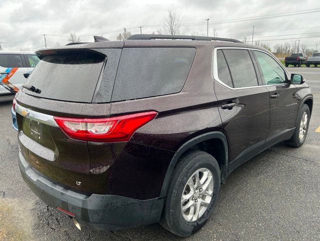 Used 2020 Chevrolet Traverse LT w/ Driver Confidence II Package AWD/4WD image 3