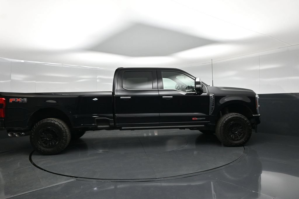 Used 2024 Ford F350 Platinum AWD/4WD image 27