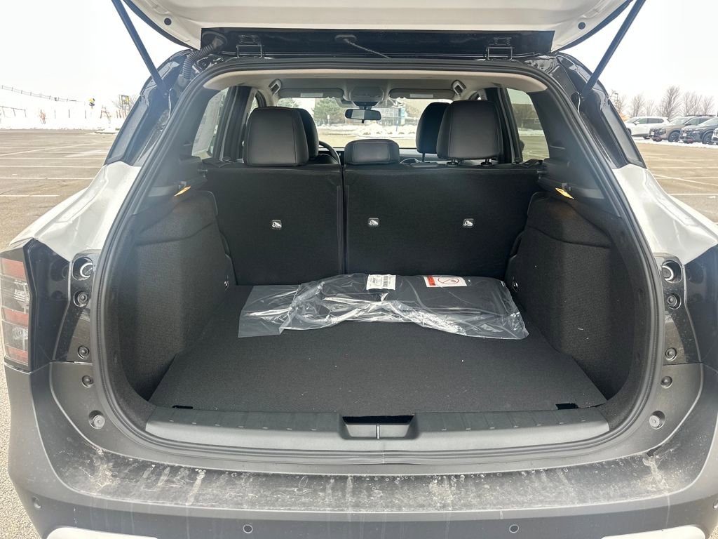 New 2026 Nissan Kicks SR w/ Cold Weather Package image 35