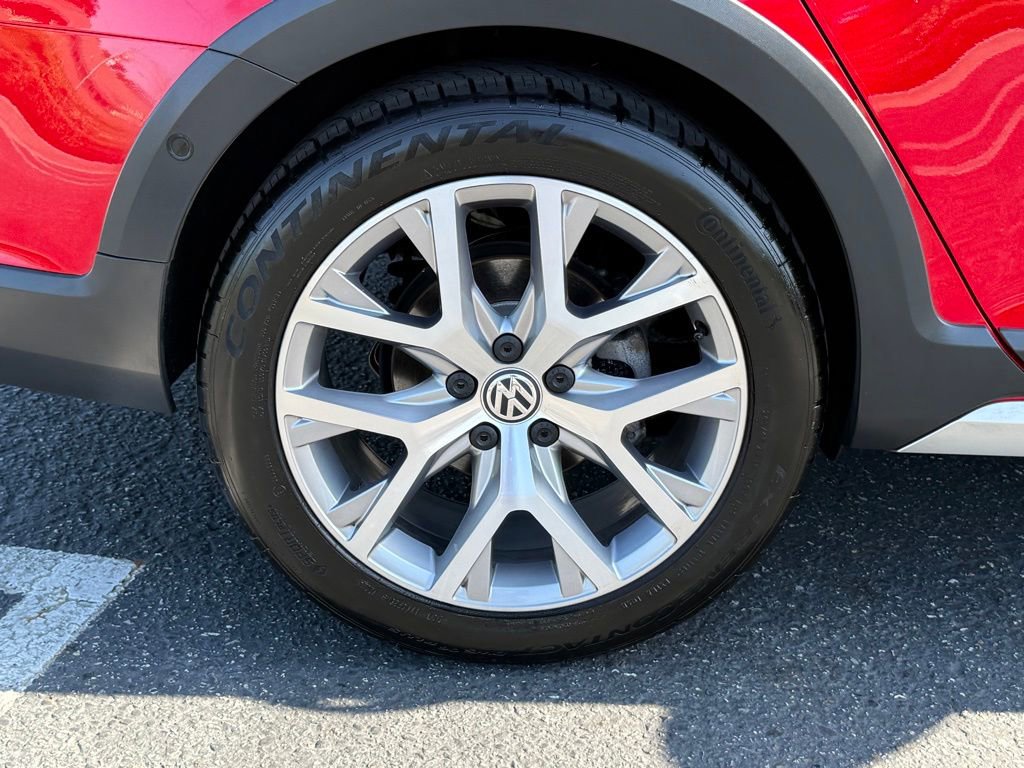 Used 2018 Volkswagen Golf Alltrack SEL image 8