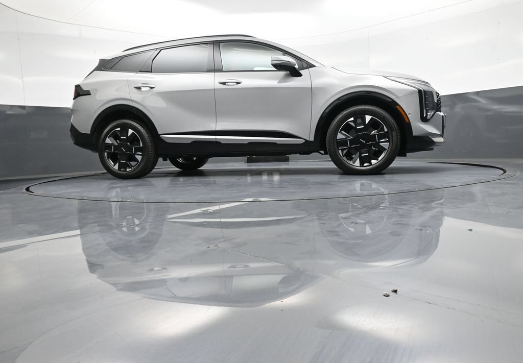 Certified 2026 Kia Sportage SX AWD/4WD image 30