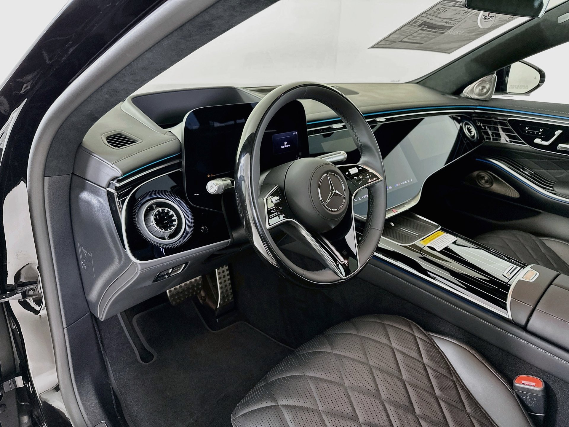New 2027 Mercedes-Benz S 580 4MATIC Sedan image 10