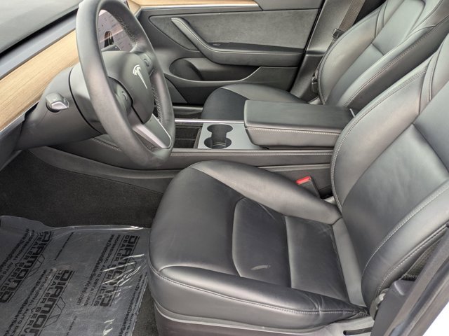 Used 2021 Tesla Model 3 Standard Range Plus image 17