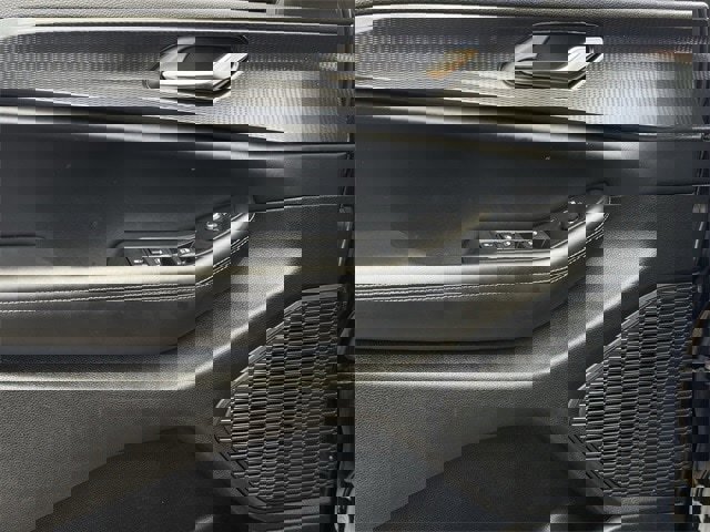 Used 2024 Jeep Grand Cherokee L Altitude image 23