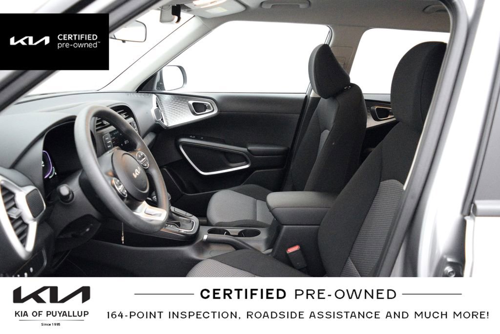 Certified 2025 Kia Soul LX FWD image 11