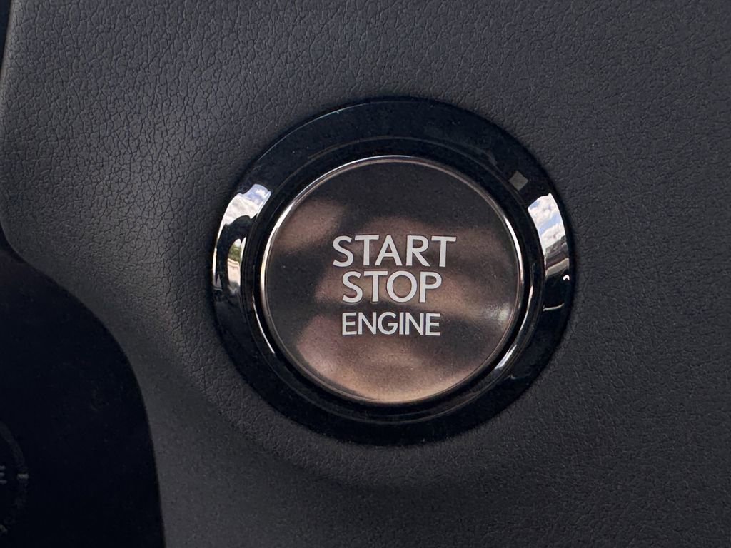 Used 2024 Lexus GX 550 w/ Accessory Package (2T) image 21