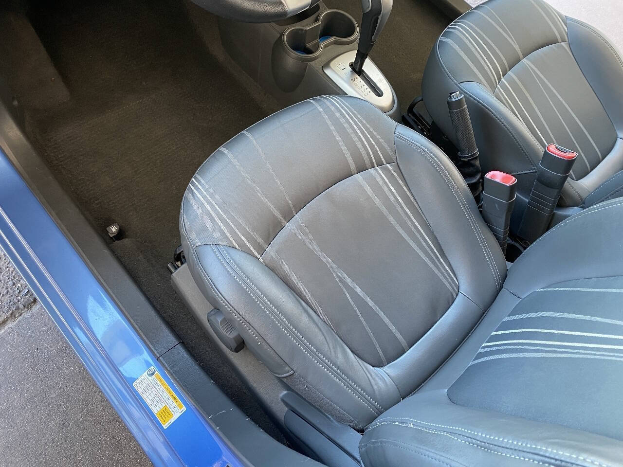 Used 2013 Chevrolet Spark LT FWD image 23