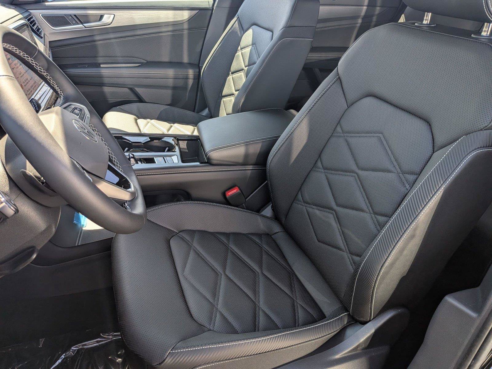 New 2026 Volkswagen Atlas Cross Sport SE AWD/4WD image 9
